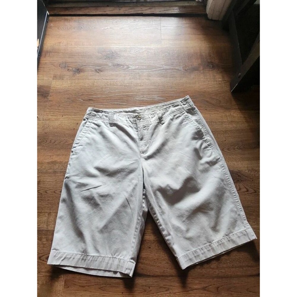 Eddie Bauer Women's Size 10 Flat Front Chino Shorts Khaki Tan Cuffed Hem GUC